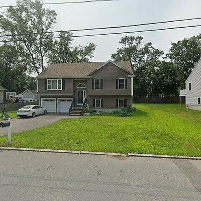 68 Fenton Ave, Attleboro, MA 02703