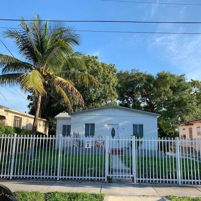 68 Nw 45 Th St, Miami, FL 33127