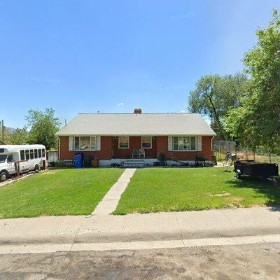 68 Toponce Dr, Pocatello, ID 83204