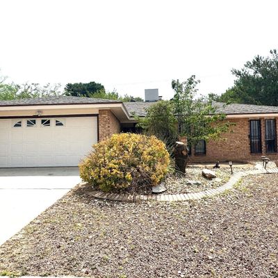 6816 Villa Hermosa Dr, El Paso, TX 79912