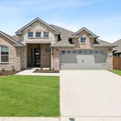 683 Majestic Oak Ln, Waxahachie, TX 75165