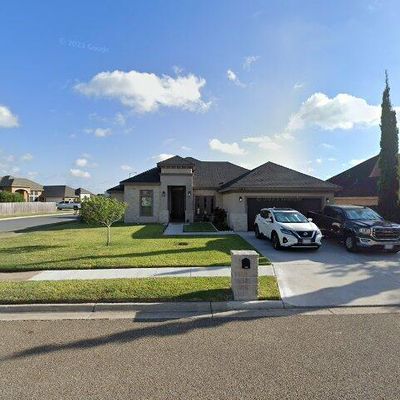 6831 Palo Azul Dr, Brownsville, TX 78526