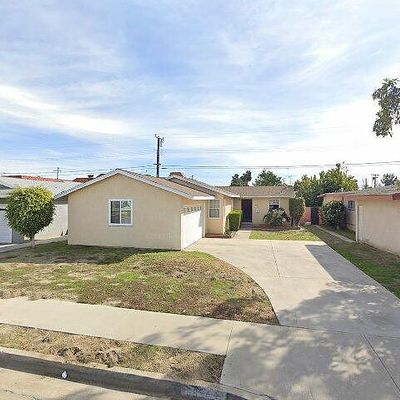 6834 Severn Dr, Paramount, CA 90723