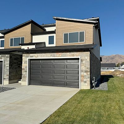 684 W 2235 S # D, Perry, UT 84302