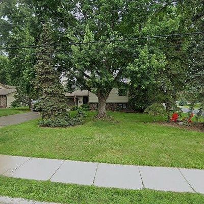 685 Harriet Ave, Saint Paul, MN 55126