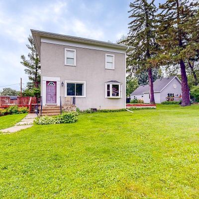 685 Lincoln Ave, Zumbrota, MN 55992