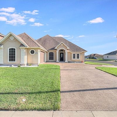 6874 Round Table St, Corpus Christi, TX 78414