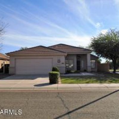 6887 W Rose Garden Ln, Glendale, AZ 85308