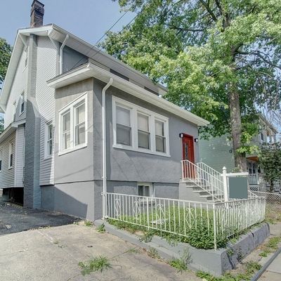 69 Richelieu Ter, Newark, NJ 07106