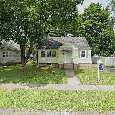 69 Skitchewaug St, Windsor, CT 06095