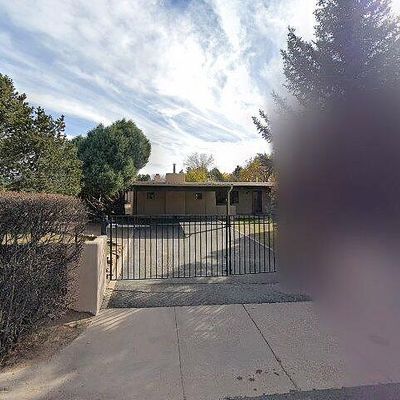 694 E Zia Rd, Santa Fe, NM 87505