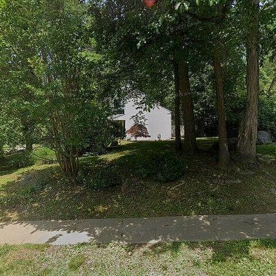 7 Chilton Rd, Wilmington, DE 19803