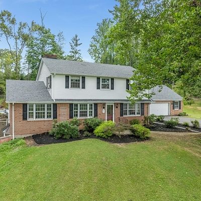 7 Hillbrook Ln, Milford, NJ 08848