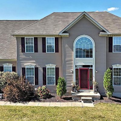 7 Joy Cir, Barto, PA 19504