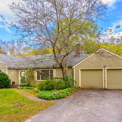 7 Lois Ln, New Milford, CT 06776