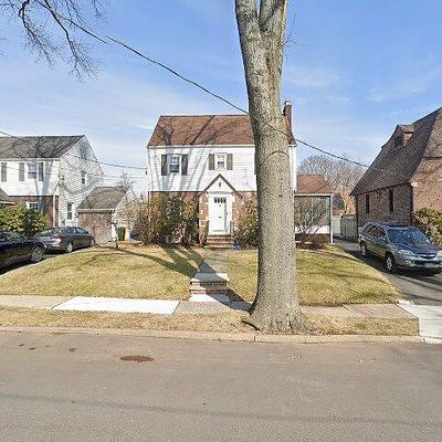 7 Oak St, Teaneck, NJ 07666