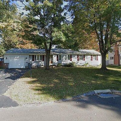 7 Palm Rd, Enfield, CT 06082