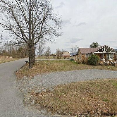 70 Sunset Dr, Trenton, GA 30752