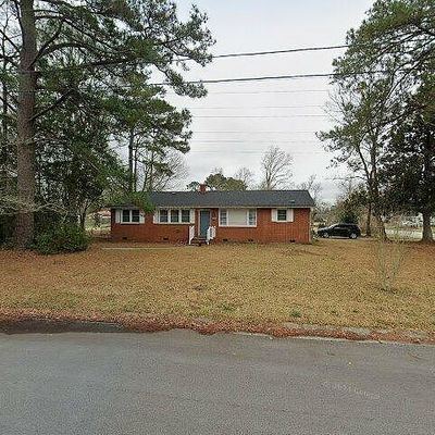 700 Forest Grove Ave, Jacksonville, NC 28540