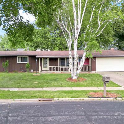 700 N Willow Ave, Marshfield, WI 54449