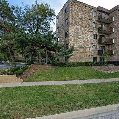 700 Wellington Ave #202, Elk Grove Village, IL 60007