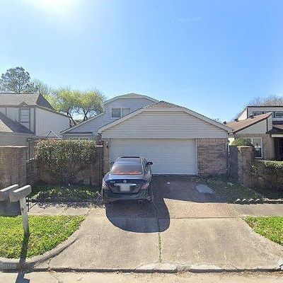 7002 Pouter Dr, Houston, TX 77083