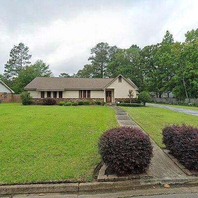 701 Berkshire Dr, Hattiesburg, MS 39402