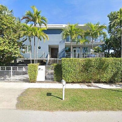 701 Fernwood Rd #A, Key Biscayne, FL 33149