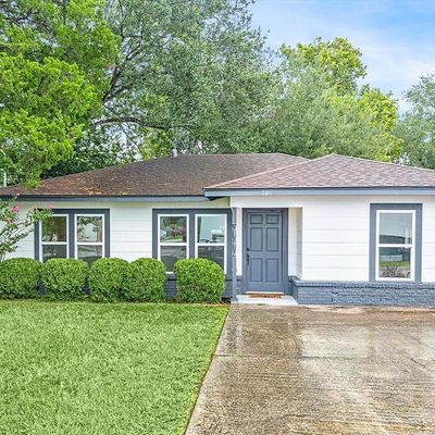 701 Malone St, Tomball, TX 77375