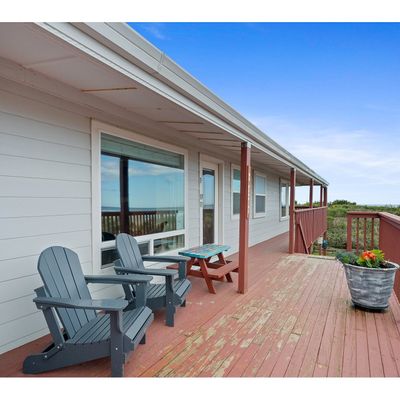 621 S Pacific St, Rockaway Beach, OR 97136