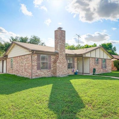 6217 Skylark Ln, Watauga, TX 76148