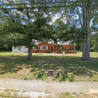 623 N Main St, Belton, SC 29627