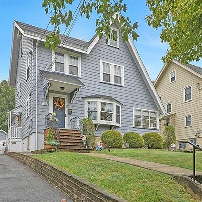 63 Overlook Rd, Cedar Grove, NJ 07009