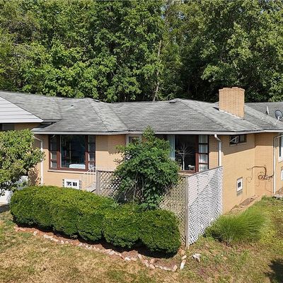 6301 Helen St, South Park, PA 15129