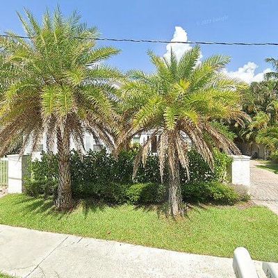 6306 N Ocean Blvd, Ocean Ridge, FL 33435