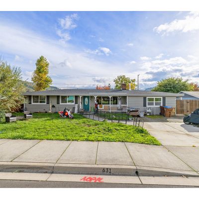 631 E 4 Th Ave, Riddle, OR 97469