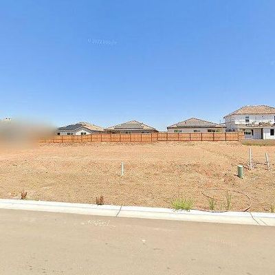 631 Rock Crest Ave, Madera, CA 93636