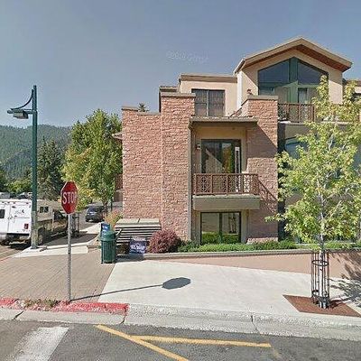 631 Washington Ave N #401, Ketchum, ID 83340