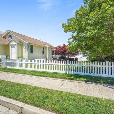 6315 Winchester Ave, Ventnor City, NJ 08406