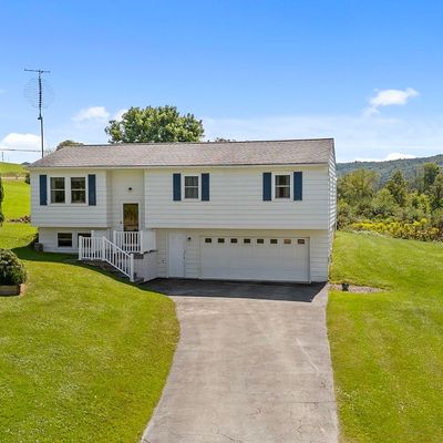 632 Fairfield Rd, Newark Valley, NY 13811