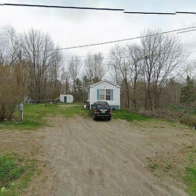 635 Stream Rd, Winterport, ME 04496