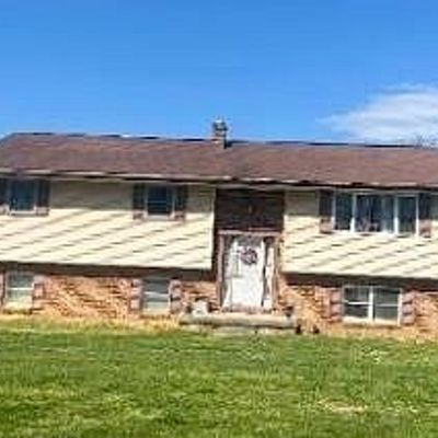 640 Bollinger Rd, Littlestown, PA 17340