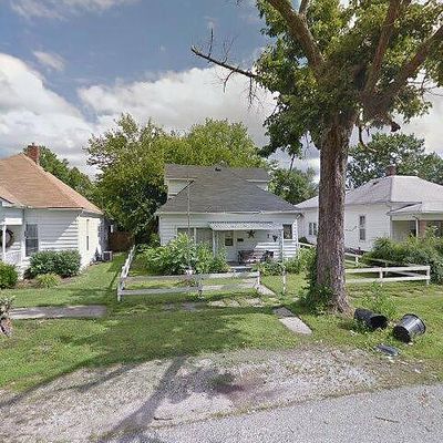 641 Nebeker St, Clinton, IN 47842