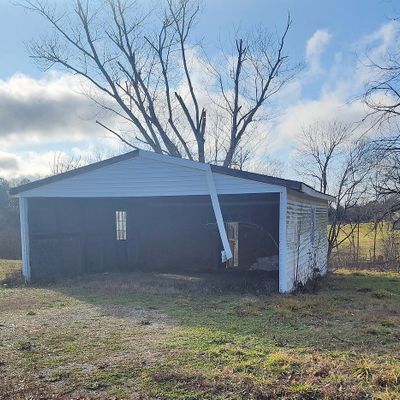 641 Mill St, Hollow Rock, TN 38342