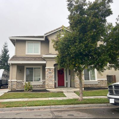 642 Hudson Ave, Oakdale, CA 95361