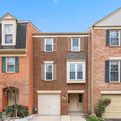 6426 Needle Leaf Dr, Rockville, MD 20852