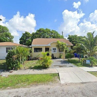 645 Nw 47 Th St, Miami, FL 33127