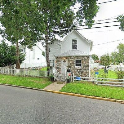 65 Miller St, Wallington, NJ 07057