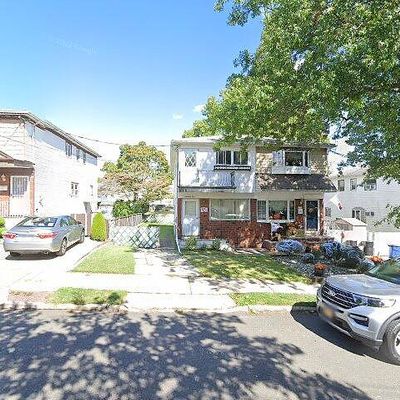 73 Taunton St, Staten Island, NY 10306