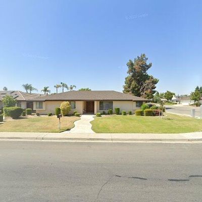 7300 Olive Dr, Bakersfield, CA 93308